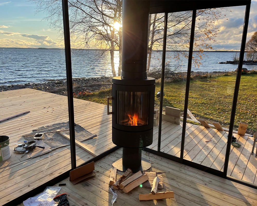 Kesäolohuone Lasiseiskari liukuovilla ja terassilla - Image 9